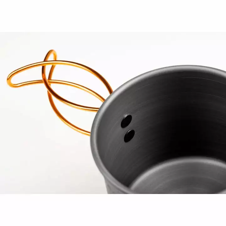 GSI Outdoors GSI Halulite 20 Fl. Oz. Aluminum Bottle Cup 5 GSI Outdoors GSI Halulite 20 Fl. Oz. Aluminum Bottle Cup - Image 3